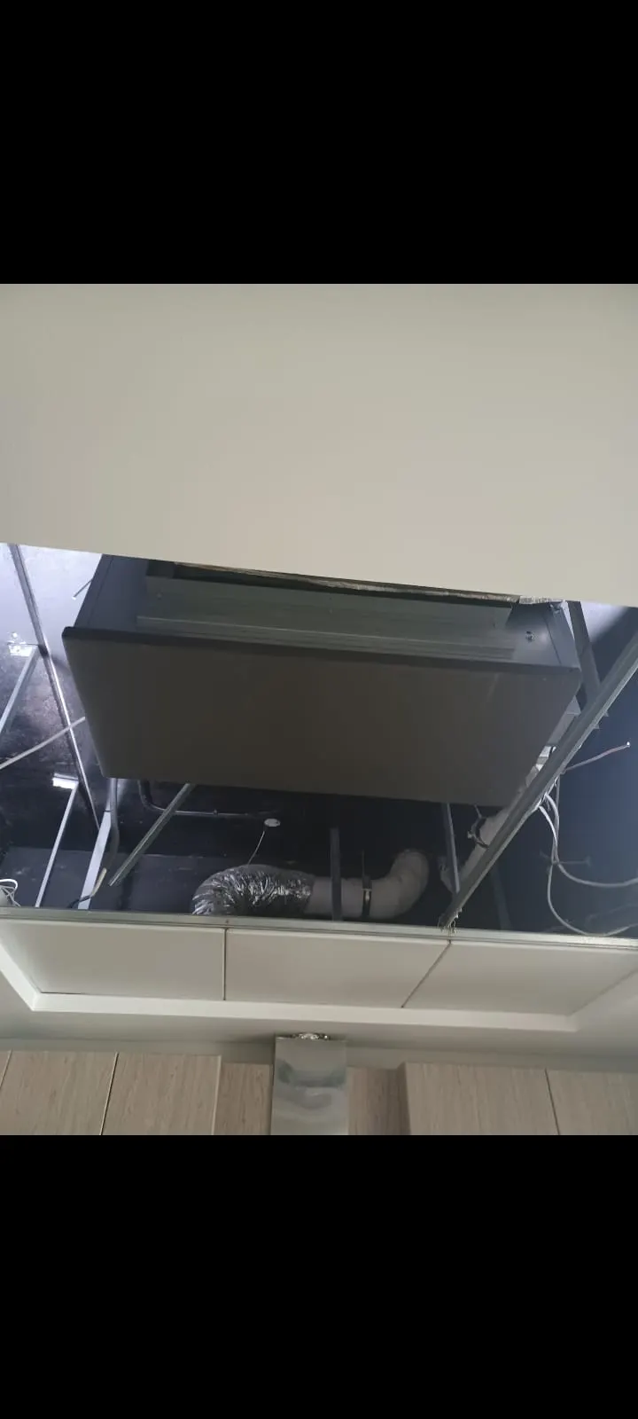 Ducted AC installation by Samra Facilities in Dubai