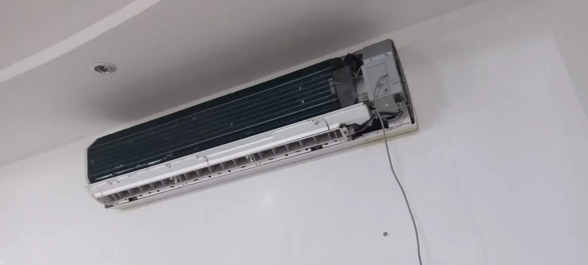 AC installation across a Dubai property by Samra Facilities