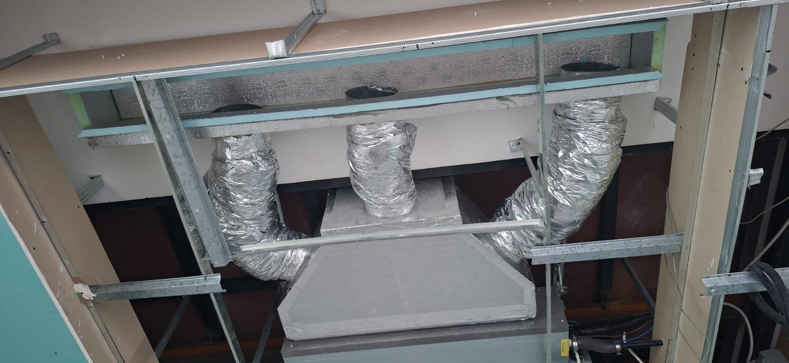 Duct installation in Dubai by Samra Fitouts — job 9