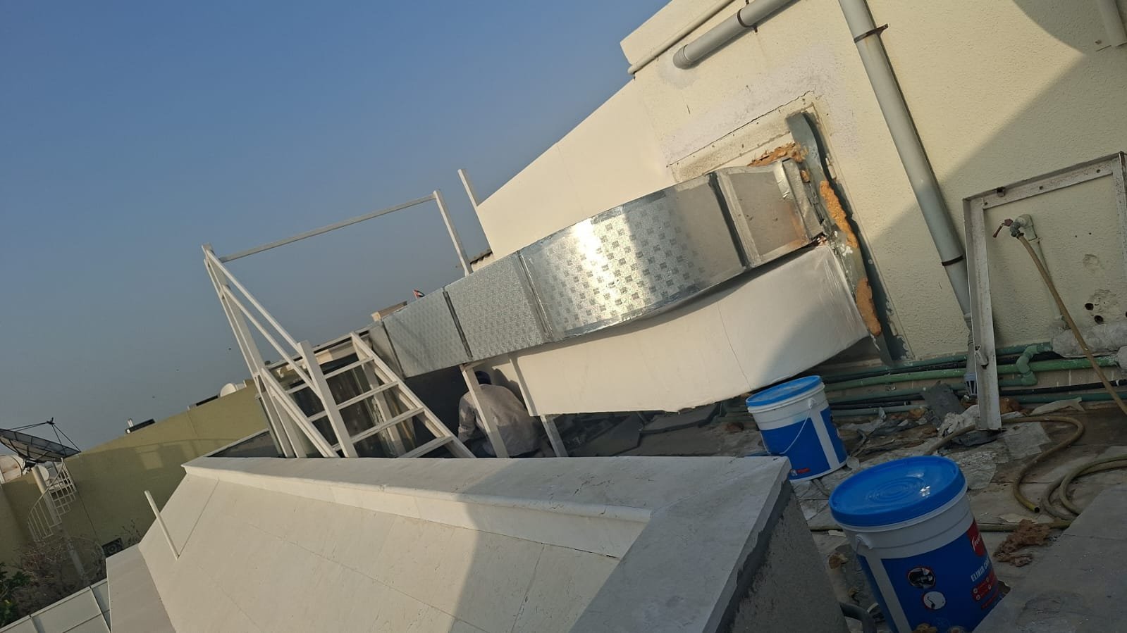 Duct installation in Dubai by Samra Fitouts — job 19